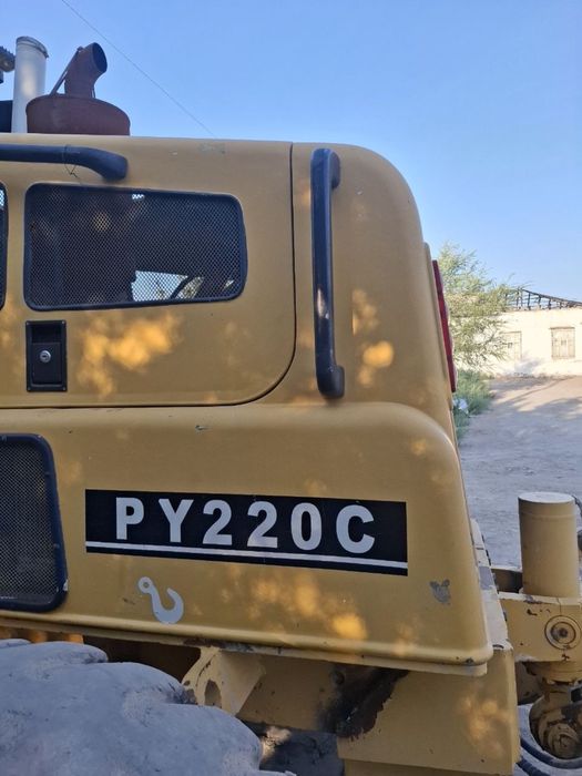 Грейдер Qinggong PY220C (2013-yil)