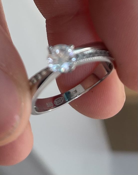 Inel de logodna din aur alb