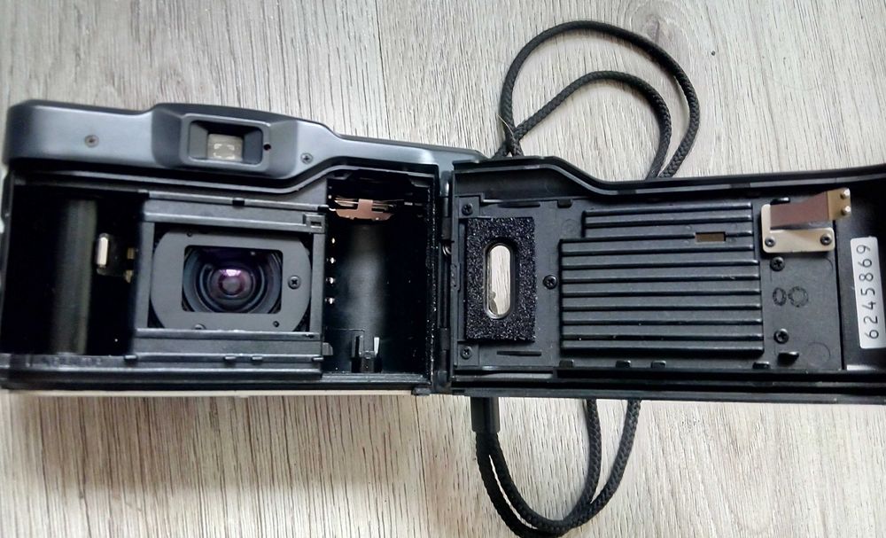 Фотоапарати Skina, Konica, лента Konica