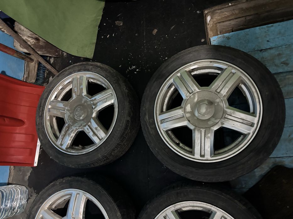 Продам комплект диски с резиной