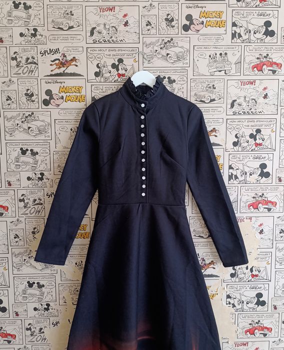 Красива дълга рокля