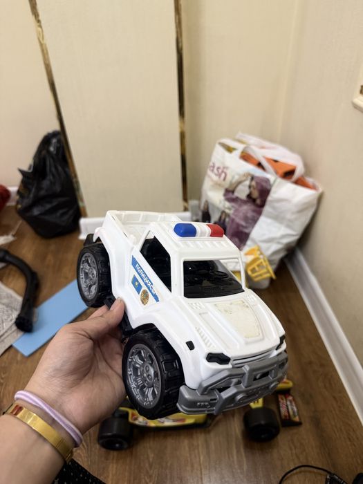 Разные игрушки по 1000тг