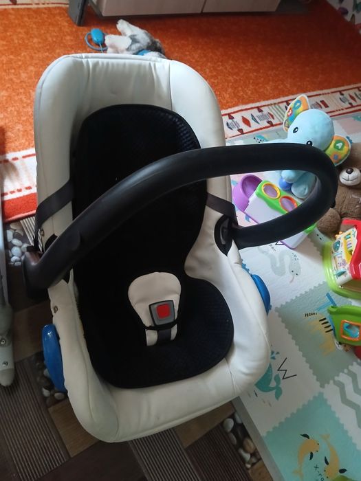 Spre vânzare scoica de copi auto