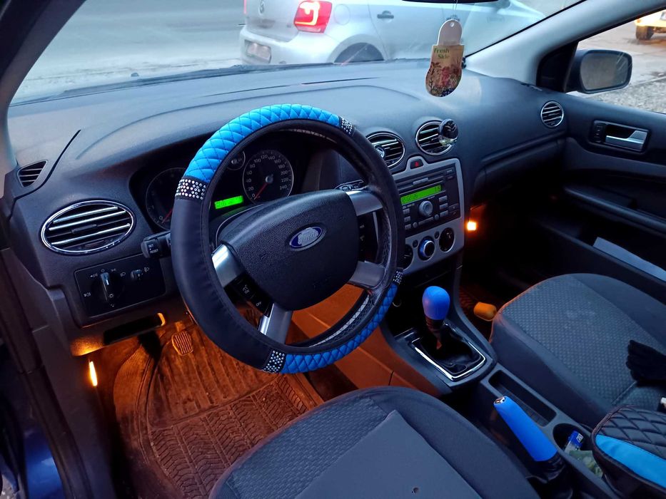 Vând Ford focus GT  1.6 Benzina 1650€ negociabil