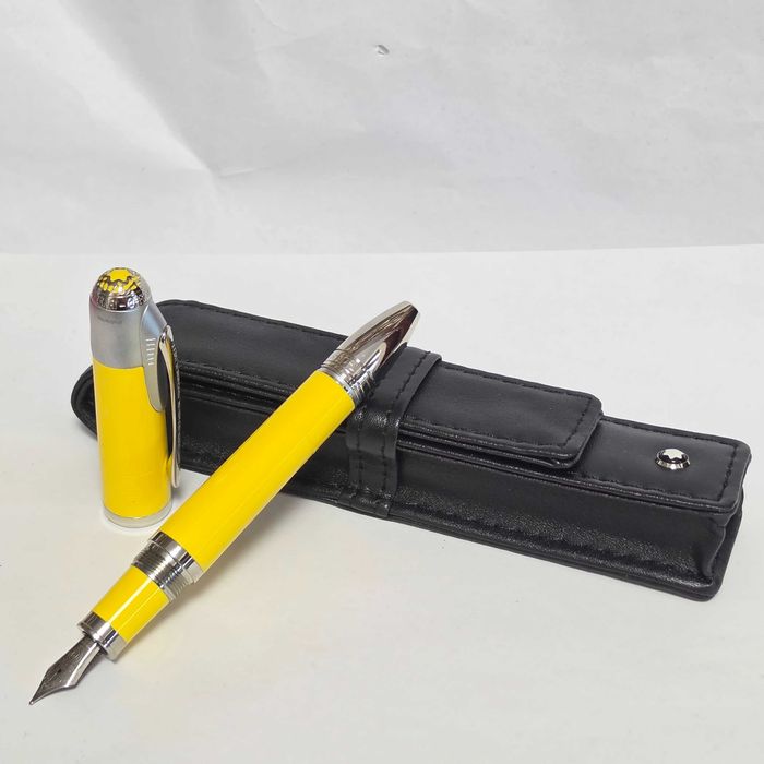 stilou Montblanc ed Ferrari, galben