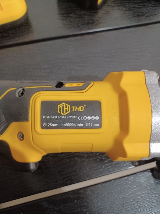 Polizor unghiular (flex) THD