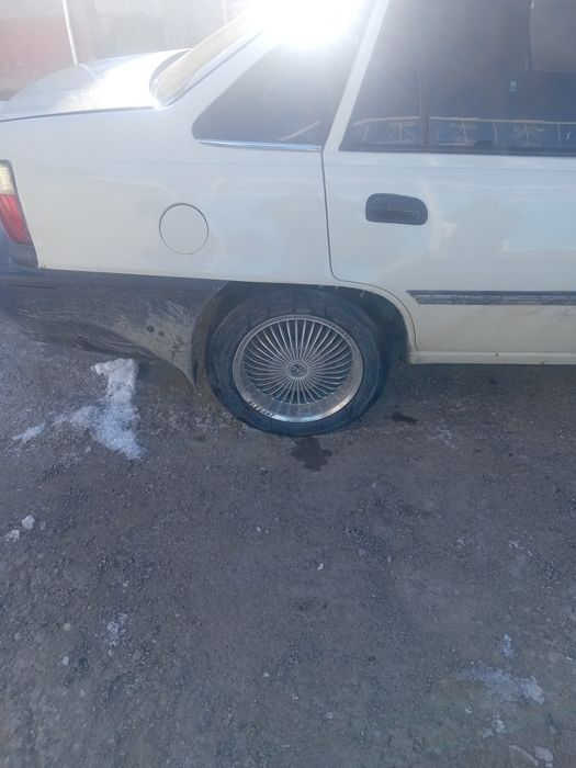 Сака деска сотилади