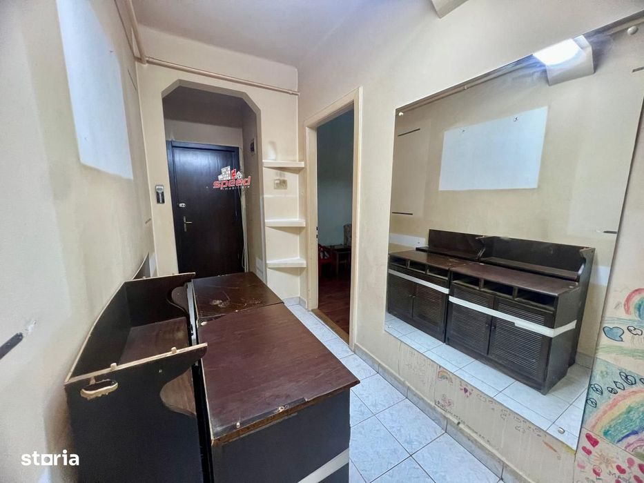 De vânzare apartament cu 2 camere în Tg Mureș - Semicentral