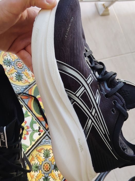 Asics Nimbus 27 41/5