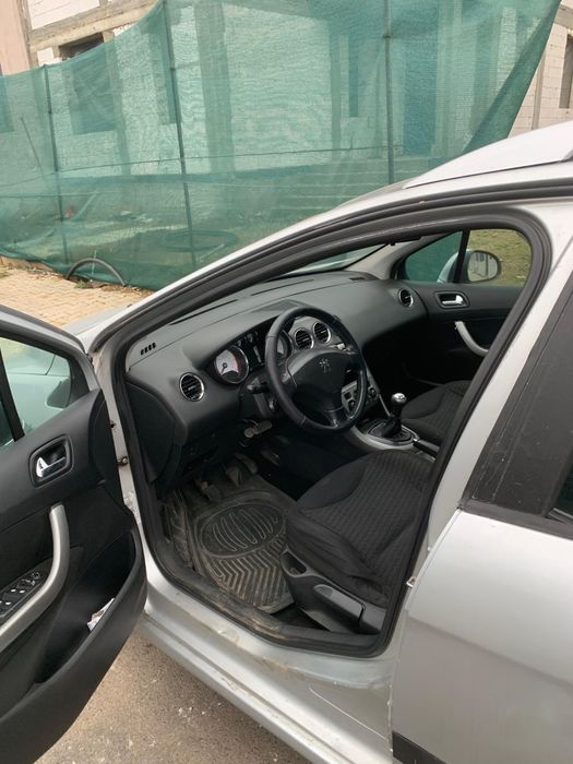 Peugeot 308 sw 7 locuri