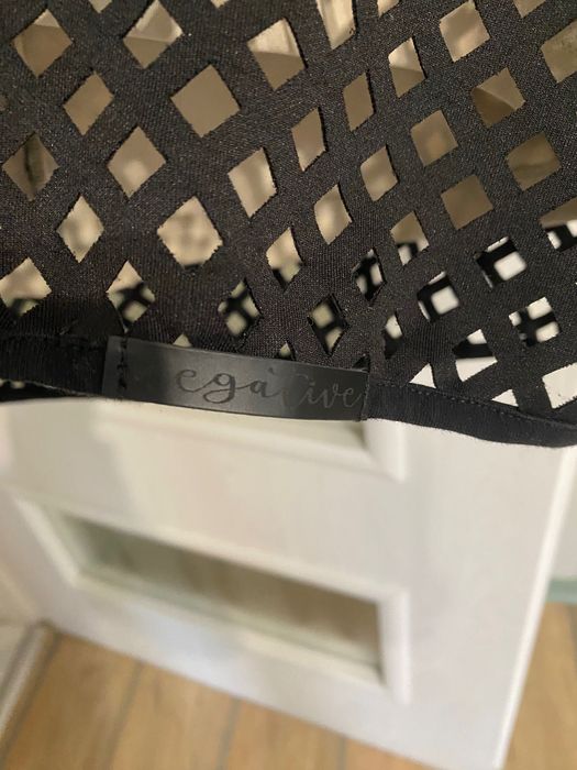 Стилна рокля на марка Negative