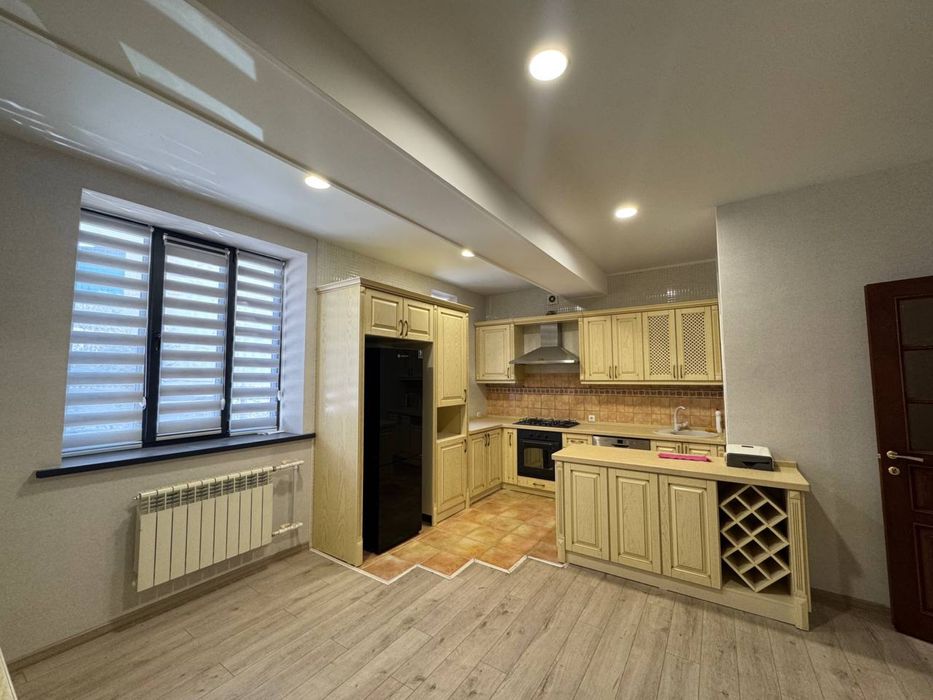 Аренда офис 1 этаж,недалеко от метро Хамид Алимджан 24/7 Доступ