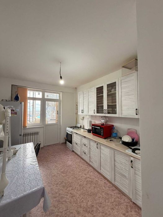 продается 1 ком квартира район Бирлик