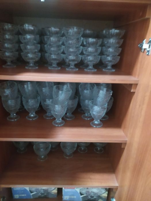 Продается посуда из ресторана новая и использованная оптом
