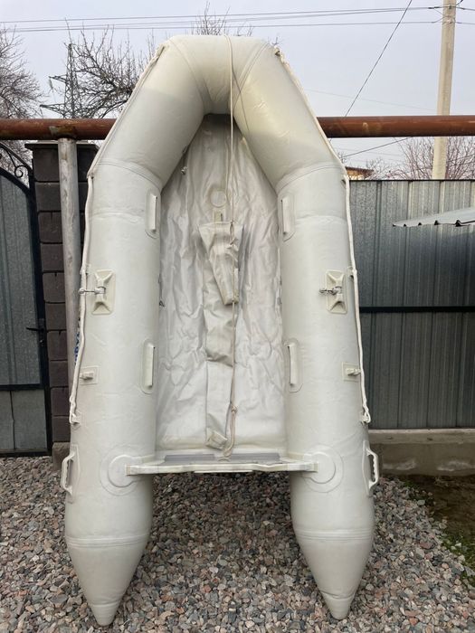 Лодка надувная 2 местная