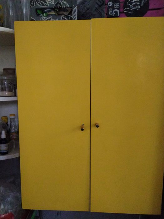 Продам шкафы фанера