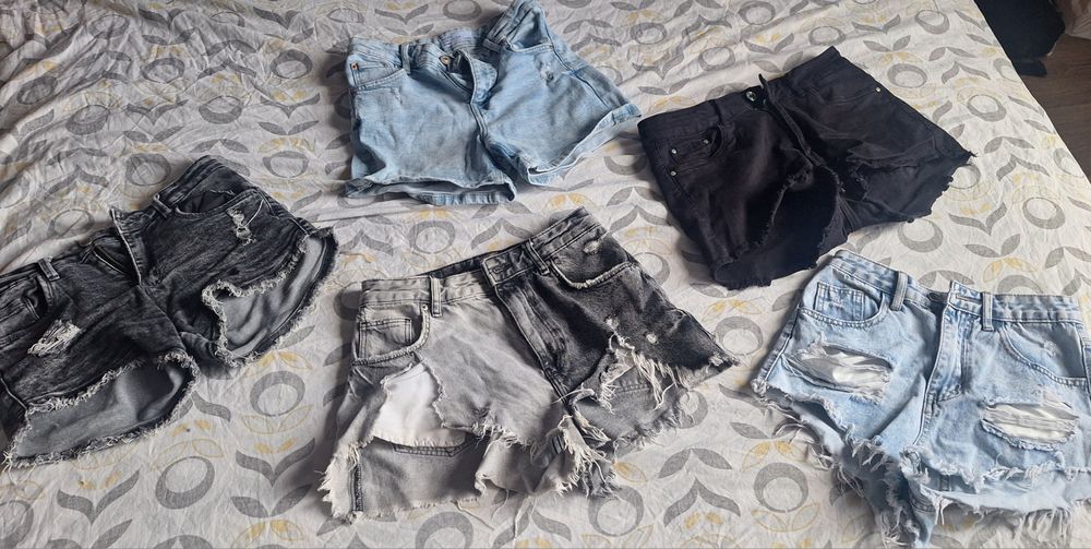 Продавам къси гащи- 7€чифт