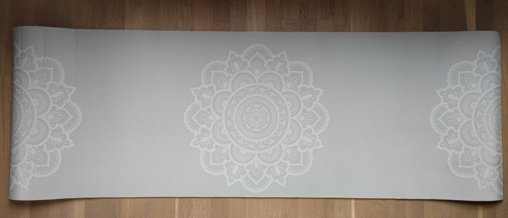 Постелка за йога / пилатес