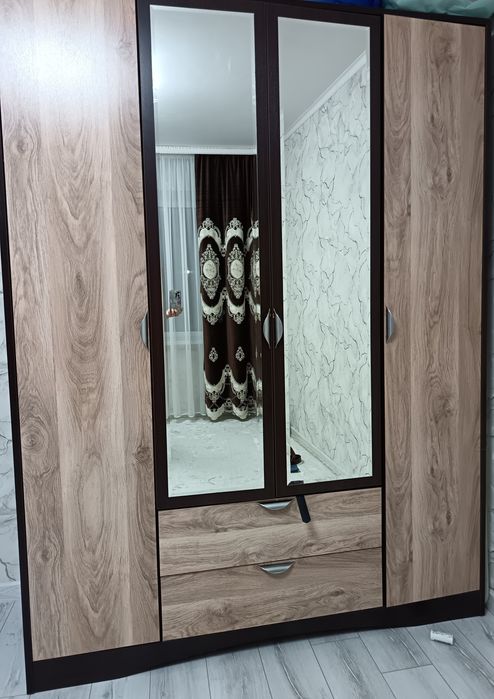 Шифонер продаём.