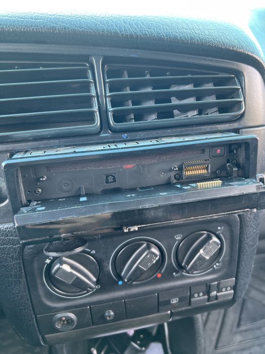 Мафон pioneer deh-x9650BT