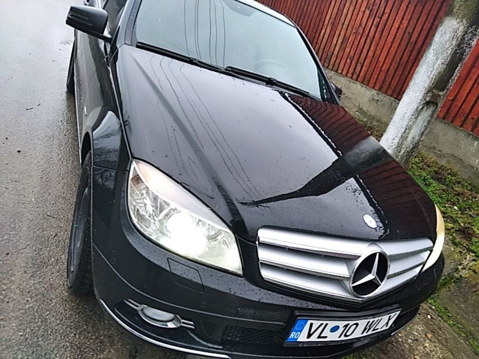 Mercedes Benz C 250 CDI BlueEfficiency 204CP