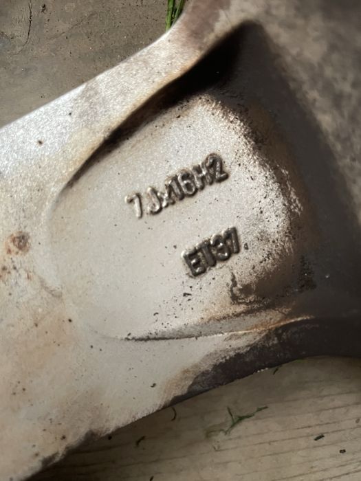 Vand jante cu anvelope de vara