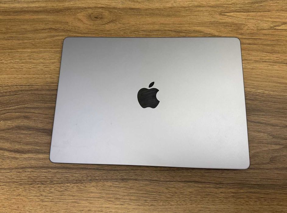 MacBook Pro 14″ M1 Pro 16/512 | АКБ 92% | Magic Mouse