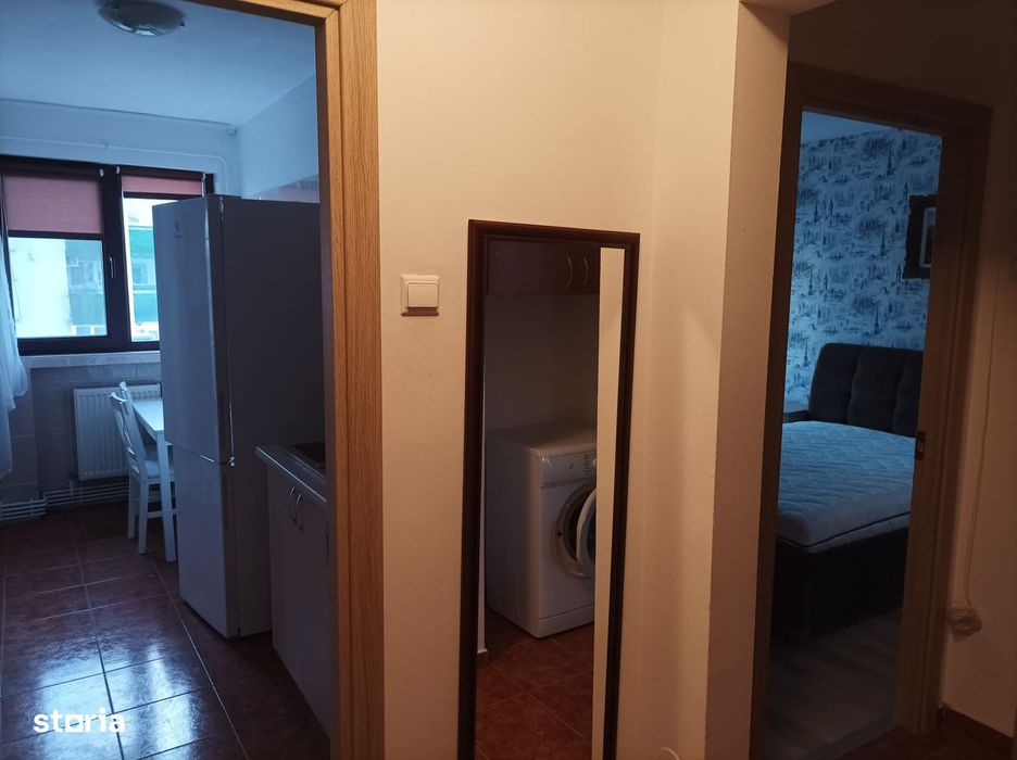 GARA-BILA-ap.3 camere,2 bai,2 balcoane,et.1/8,LIBER, 80 mp!