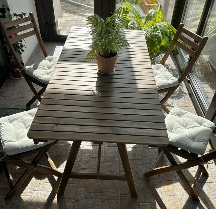 Masa de terasă cu 4 scaune