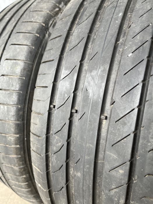 2 бр. летни гуми 235/45/18 Continental DOT 0918 4,5 mm