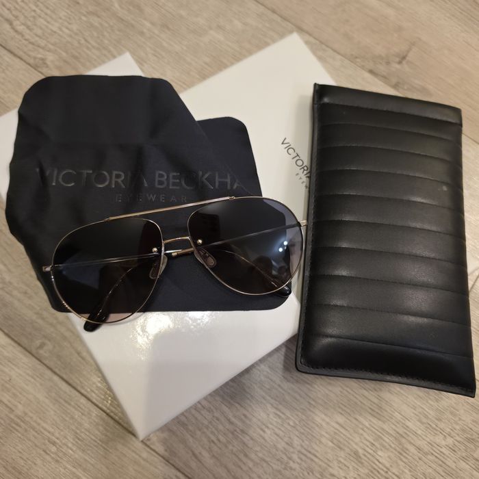 Дамски слънчеви очила Victoria Beckham. Model VB 213S 756-61