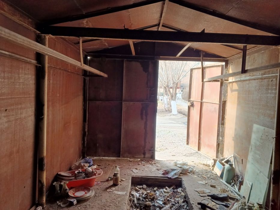 Гараж 5 лист сотилади