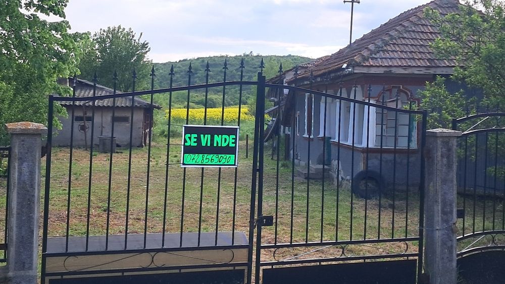 Casa de vanzare :