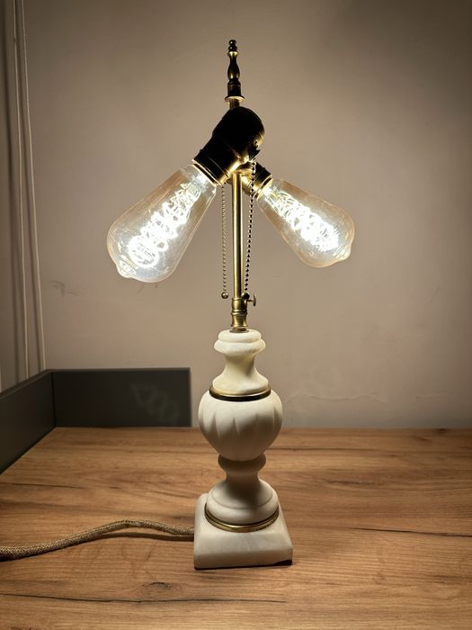 Lampa/Veioza dubla Leviton