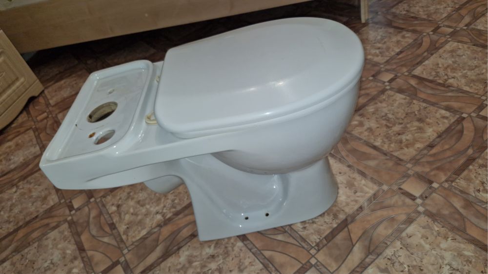 Продам унитаз б/у