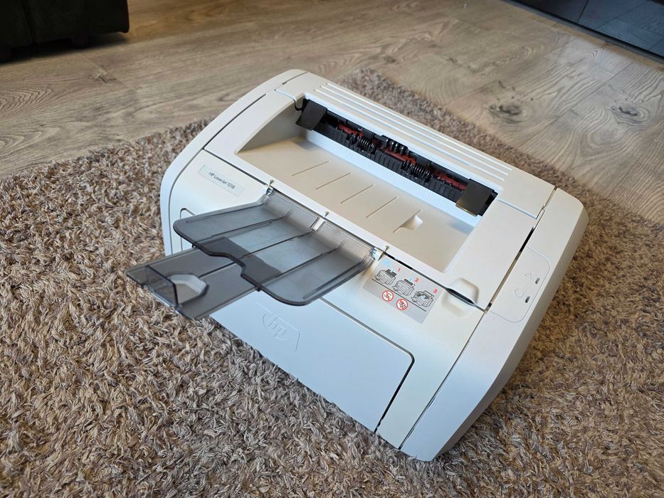 Imprimanta Laser HP1018 / Consumabile Extrem de ieftine / 2 TONERE NOI INCLUSE !