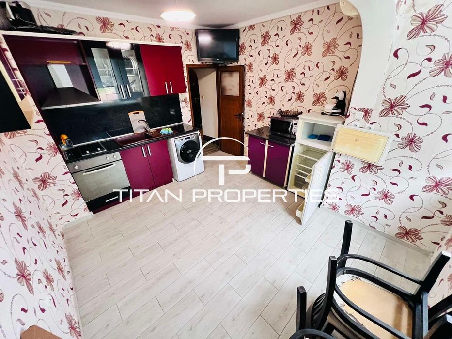 Дава се под наем Двустаен апартамент в Бургас, Победа - 62 кв.м за 280.5 € - Снимка #2