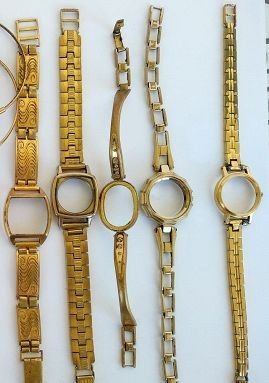 Часы со знаком Au