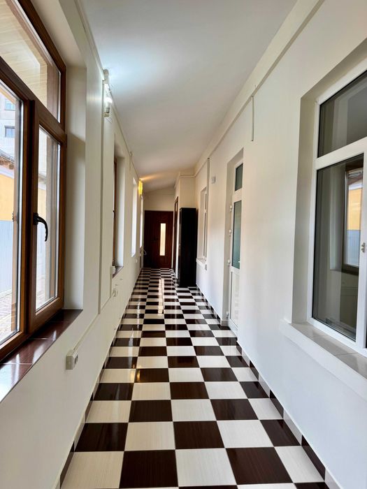 Casă ultracentrală de închiriat, Roman– ideală birouri/clinică