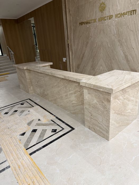 Лестницы перила балясина гранит мрамор травертин