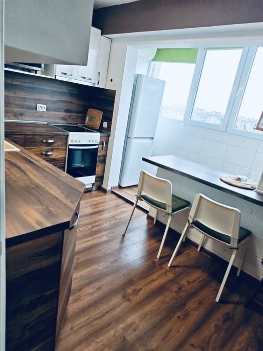 Дава се под наем Тристаен апартамент в София, Изток - 65 кв.м за 548.25 € - Снимка #12