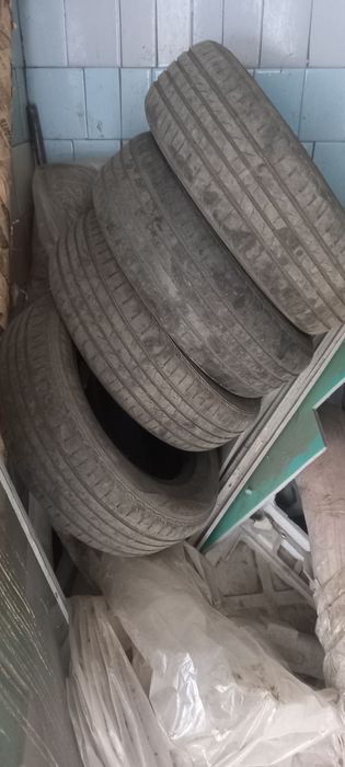 Продам шины 185.65 р14 летние