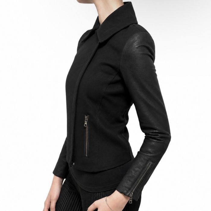 Armani оригинальная куртка (Armani Exchange)