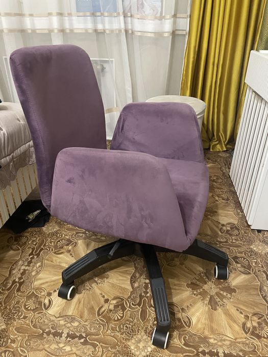 Розовое кресло Zetа