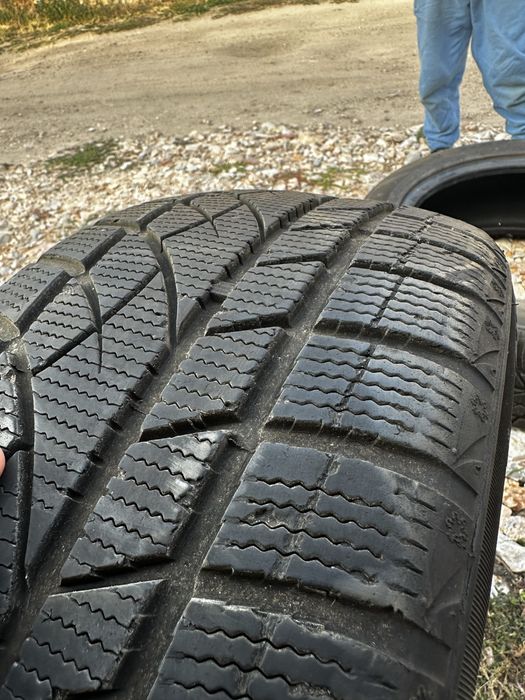 Зимни гуми  Road X 225/55