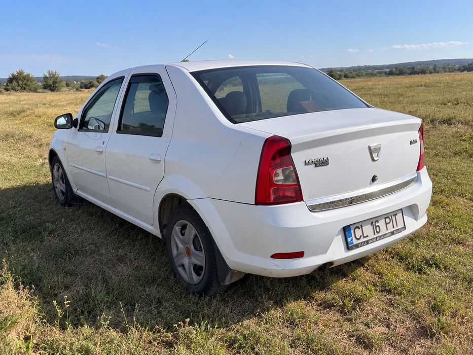 DACIA Logan