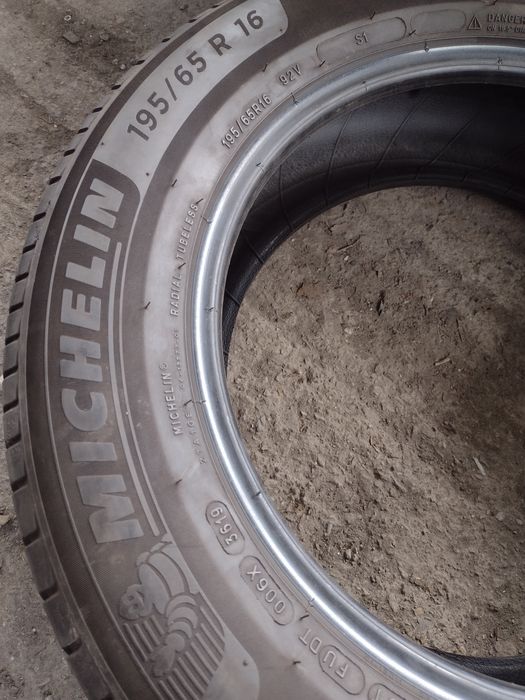 Перфектни 4бр.195/65/16 Michelin Premacy 4. dot1619