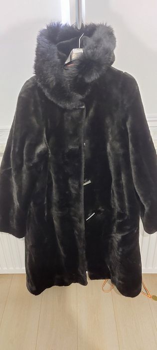 Palton blana artificiala