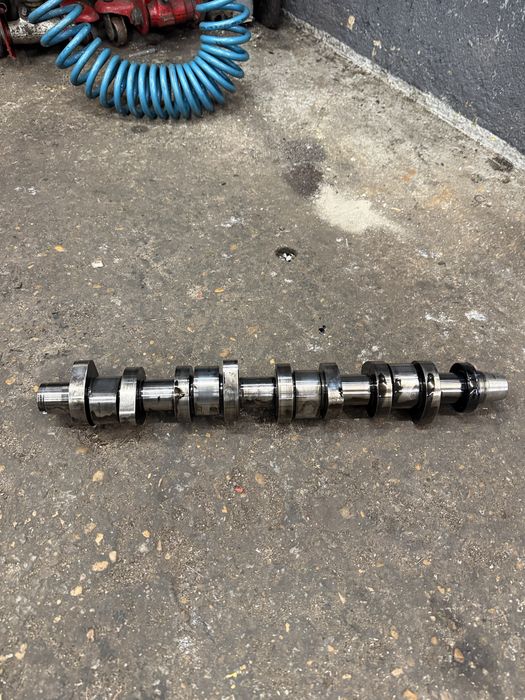 Разпределителен вал seat leon 1.9 arl