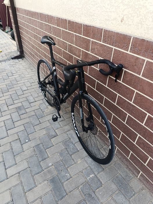 Продам шоссейный велосипед